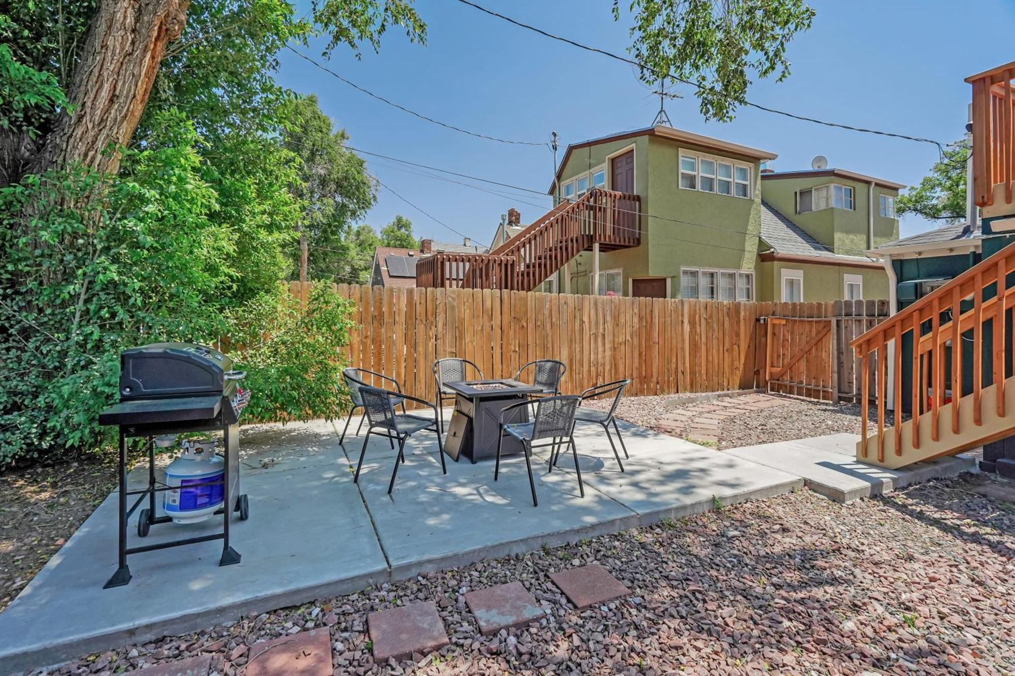 Neighborly Heights - Downtown King Bbq Fire Pit Vila Colorado Springs Exterior foto